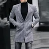 Costumes pour hommes Blazers 2023 Mode décontractée Affaires Loisirs Slim dans le long plaid Gentleman Style britannique Version coréenne Tendance Hôte Blazer 221201