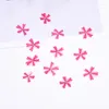 Fleurs décoratives 12pcs / sac Beauté Cerise Fleur Séchée En Relief Pressé Saint Valentin À La Main Cadeau Bricolage Colle En Plastique Téléphone Cas Matériel