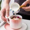 Matbäddar förvaringsbehållare Strawberry Ceramic Mini Sauce Pan Milk Jug Coffee Pot Fruit Dish Cookware Kök Köksartiklar med handtag Sugar Bowl 221202