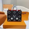 Сумки ON THE GO Totes Роскошные дизайнерские модные сумки на ремне Сумка с двойной ручкой Простые классические сумки-тоут с буквами Внутренний карман на молнии D