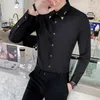 Herren-Freizeithemden, 6XL, rotes Kleid, Herren, weiß, Business-Büro-Kleidung, britische Slim-Fit, einfarbig, langärmelige Kleider für Gratuating Date