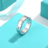 Bague anglaise à la mode pour hommes, bague de couple simple, accessoires pour la maison, lot mixte