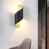 ウォールランプLED照明金属スパイラルナイトライトは寝室の廊下階段ベッドサイドリビングルーム装飾的な黒に適用されます