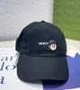 Designer Women's Letter Baseball Cap Fashion Simple en relief Paps Paps Show Show Face Small Sunshade Fashion Hat