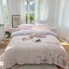 Bedding sets Winter Super Soft Velvet Fleece Elegant Chic Flowers Embroidery Set Hairy Warmth Duvet Cover Bed Sheet Pillowcases 221206