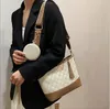 Female Bags Shoulder Bags Messenger Bag Women Bucket Large Capacity Vintage PU Leather Lady Handbag Brown