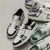 Sukienka buty na świeżym powietrzu Sneakers mężczyźni zimowi Kobieta Kobieta Chaussure Femme Lace Up Casual Board Man Unisex Walking Girls 221203