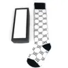 Lüks çorap tasarımcısı erkek bayan çorap yün çoraplar yüksek kaliteli kıdemli sokaklar konforlu diz bacak çorabı ile kutu224n