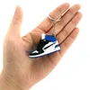 Tasarımcı Mini Sneaker Anahtarlık 3D Mini Parti Basketbol Ayakkabıları Anahtarlık Dekoratif Kolye Doğum Günü Hediyesi