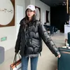 Frauen Trenchcoats Frauen Winter Glänzende Daunenjacke Kurze Blase Mantel Koreanische Baumwolle Gefütterte Parkas Stehkragen Design Warme Weibliche