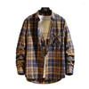 Koszulki męskie Fashon Plaid Shirt Men Harajuku Button Up -Long Rękaw Flanel z kieszenią plus 5xl