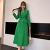 Kvinnors trenchockar dubbelbröstgrön vindbrytare Kvinnor 2023 Spring Mid Length Style Over Knee Loose Korean Coat
