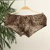 Underbyxor 3st Mens underkläder mini boxer shorts leopard tryckt sexiga trunls andningsbara stora penispåse gay boxershorts manliga trosor