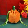 Geschenkomschakeling 10 stks Pumpkin Candy Bag Halloween Velvet Orange Trick or Treat Packing met string Party Decoration 221202