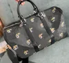 Duffel Bags Mens Weekend Kee Pall Tote Bandouli Bandana Designer Travel Bandouliere Bagage Kepall Bag Män duffle Animal Printing Brand