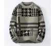 Pulls masculins lossins décontractés rhombus tricotés en tricot imprimé de poitrine conception de mode féminine chouchure chaude chouchure hiver