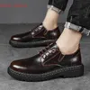 2023 New in Man Leather Shoes for men black Boot fashion boots