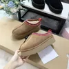 2023 Nieuwe Australian Designer Snow Boots Fur Slide Classic Super Mini Tazz Suede Platform Dames Slippers Chestnut Sheepsnevin Shearing Winter enkellaarzen 35-40