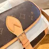 Kvällspåsar lyx tygsäcken kvinnor designer axel crossbody ull läder messenger handväska hobbo-brun blommor hand klaff fast täckning