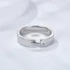 Anneaux de mariage MSR3029 Hommes Femmes S925 Sterling Silver Moissanite Stone Ring Unisex Jewelry