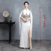 Ethnische Kleidung weibliche Brauthochzeit Cheongsam Satin Blumen Qipao Mandarin Kragen Vintage Bankett Party Kleid sexy gro￟e Gr￶￟e Vestidos