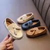 フラットシューズJoycuteBabychildren Leather for Boys Little Kids Party Flats Loafers Slip-On Moccasins Tassels Fringe Clasi