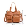 Exklusiv design kvinnor axelväska vintage handväska för kvinna retro stor kapacitet kontor på mode messenger crossbody väskor