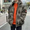 22FW 여성 남성 신문 전체 인쇄면 재킷 일본식 바람 방풍 두꺼운 따뜻한 코트 옷 스트리트 패션 빈티지 겨울 빵 재킷 아웃복 tjammwt11