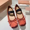 Satijnen ballerina's Mary Jane schoen ballet platte designer schoenen dames pantoffels zwart bruin rood roze witte elastische band ballerina pompen dans 222