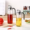 Ört Spice Tools Stora olivolja Dispenser Bottle Auto Flip Condiment Container Automatisk lock och läcktät vinäger Glass Cruet 221203