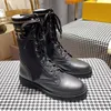 Tasarımcı Laureate Women Boots Marka Flamingos Love Arrow Madaly Martin Boot Kış Kış Orijin Deri Kaba Yüksek Topuk Ayakkabı Lüks Çöl Tıknaz Giden Kutu -KK059