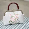 Abendtaschen YourSeason Handgemachte Damen bestickte Handtaschen 2022 Vintage chinesischer Stil Bankett Blume Frauen Schulter