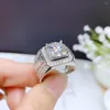 Cluster Rings 5ct Moissanite Men's Ring 925 Silver Beautiful Firecolour Diamond Substitut Luxury Wedding Strong Power