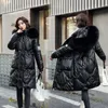 レディースダウンパーカーの女性冬ジャケット品質​​コート長い女性服のぬいぐるみフード付き厚い暖かいフロントポケットM3XL 221205
