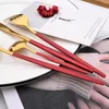 Servis uppsättningar drmfiy rött guld bordsvaror set rostfritt stål middagsknivgaffel skedredskap