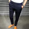 メンズスーツ韓国のスリムフィットマンズボンスーツパンツネイビーソリッドビジネスカジュアルオフィスパンタロニツタウモストレッチ