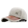 Casquettes de baseball à la mode Houndstooth Cap Classique Brown British Check Designer Hat Marque Baseball Chapeaux Pour Fille Femmes Hiver Trucker Bone 221203