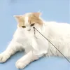 Kedi oyuncak simülasyonu kuş interaktif oyuncak komik tüy çubuğu çan emme fincanı taban teaser değnek kedi malzemeleri için