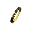 Pulsera de oro de oro sólido Diseñador de pulseras de acero inoxidable para mujeres Arracelets Charmed Sier Pareja Luxurious Jew8888026
