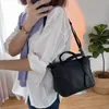 HBP Totes Stuff Sacks Élastique Doux Sac En Cuir Ciré Bandeau En Cuir De Vache Grande Capacité Sac À Bandoulière Casual Sac À Main Pour Femmes Au Printemps Et En Été 221124