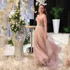 Pink Beading Top Evening Dresses Strapless Feather Arabic Prom Party Gown Crystal Tulle kjol Boho Vestido de Novia Gala Long