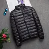 Men s Down Parkas marka jesienna zimowa kurtka moda z kapturem Krótkie duże ultra cienkie lekkie młodzież szczupłe kurtki 221203