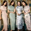 ملابس عرقية صينية تشيونغسام امرأة زفاف تقليدية Qipao التطريز الأنيق فستان فستان أنثى الأزهار