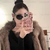 Moda Furry Shell Phonecase Designer Casos de telefone de luxo Padr￣o C Caixa rosa Letters Pink para iPhone 14 Pro Max Plus 13 12 11 Novo