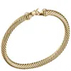 Bröllop Luxury Designer Armband 5mm Charm Armband Elegant Fashion 18K Gold Plated Par Holiday Presents Women Two-Color Hook Cable1461791