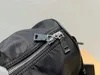 Borse da viaggio in nylon di design Borsa da viaggio unisex di grande capacità Borsa a zaino alla moda Pacchetto sportivo nero Borsa da fine settimana portatile Borsa a tracolla a tracolla