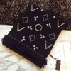 Designer Scarf Knit Shawl Set for Men Women Letter Winter Wool Fashion Ring Ploid Controllo Scianpe Echarpe Homme Whole Wholecinet NE220V