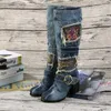 Botas The 2022denim Antiskid Sapatos de tela de inverno confortáveis ​​com calcanhar alto Moda de zíper lateral