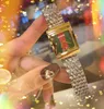 Luksusowe kobiety Square Red Green Color Watch 24 mm moda 316L stal nierdzewna 5atm Waterproof Relogio Feminino Lady Boutique Party Quartz Na rękę