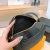 5A Luxury Designer Bag Very Highend Sense of Fashion Classic Printed Solid Color Leather Round Cake Handbag case